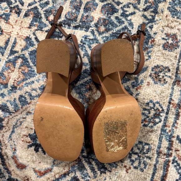 Steve Madden Brown Leather Ankle Strap Women's platform Sandal Heels - Picture 4 of 4